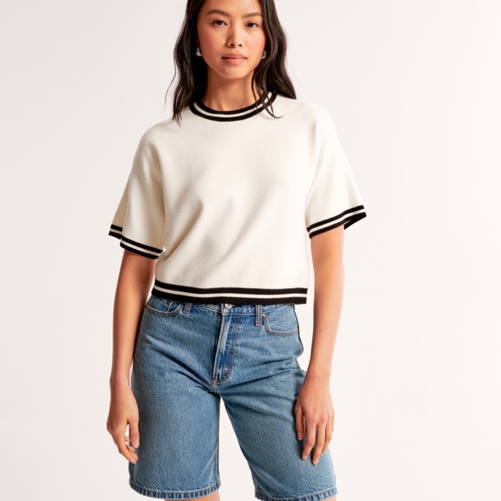 Abercrombie & Fitch Luxe Loft Sweater Tee